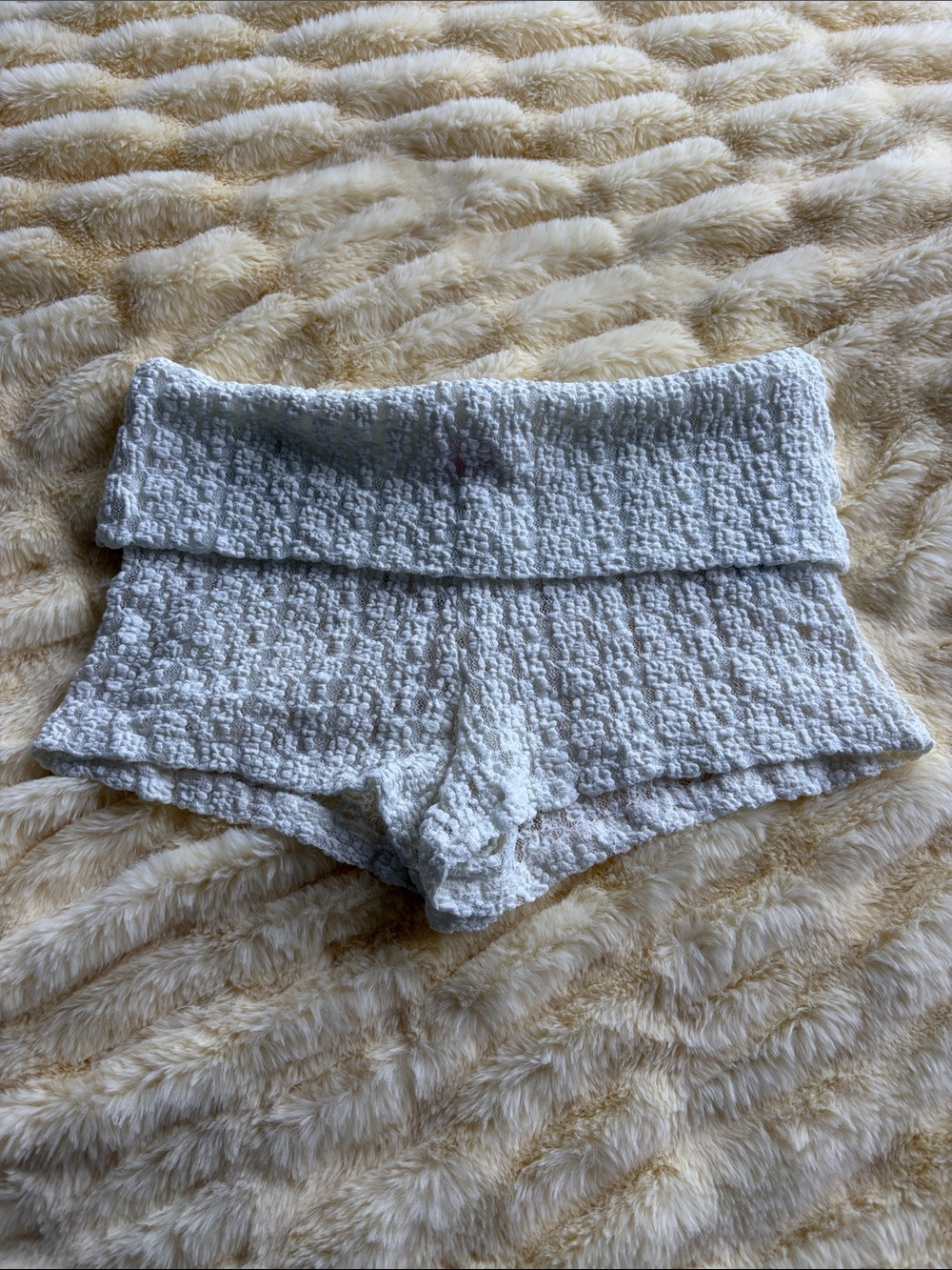 Edikted lace shorts